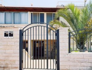 Pictures of the Rooms and Garden of the Aliyah Villa Suite