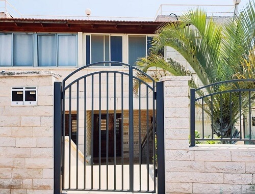 Pictures of the Rooms and Garden of the Aliyah Villa Suite